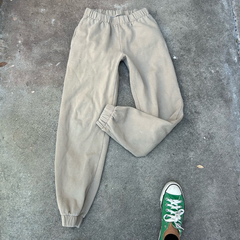 Brandy Melville Rosa sweatpants
